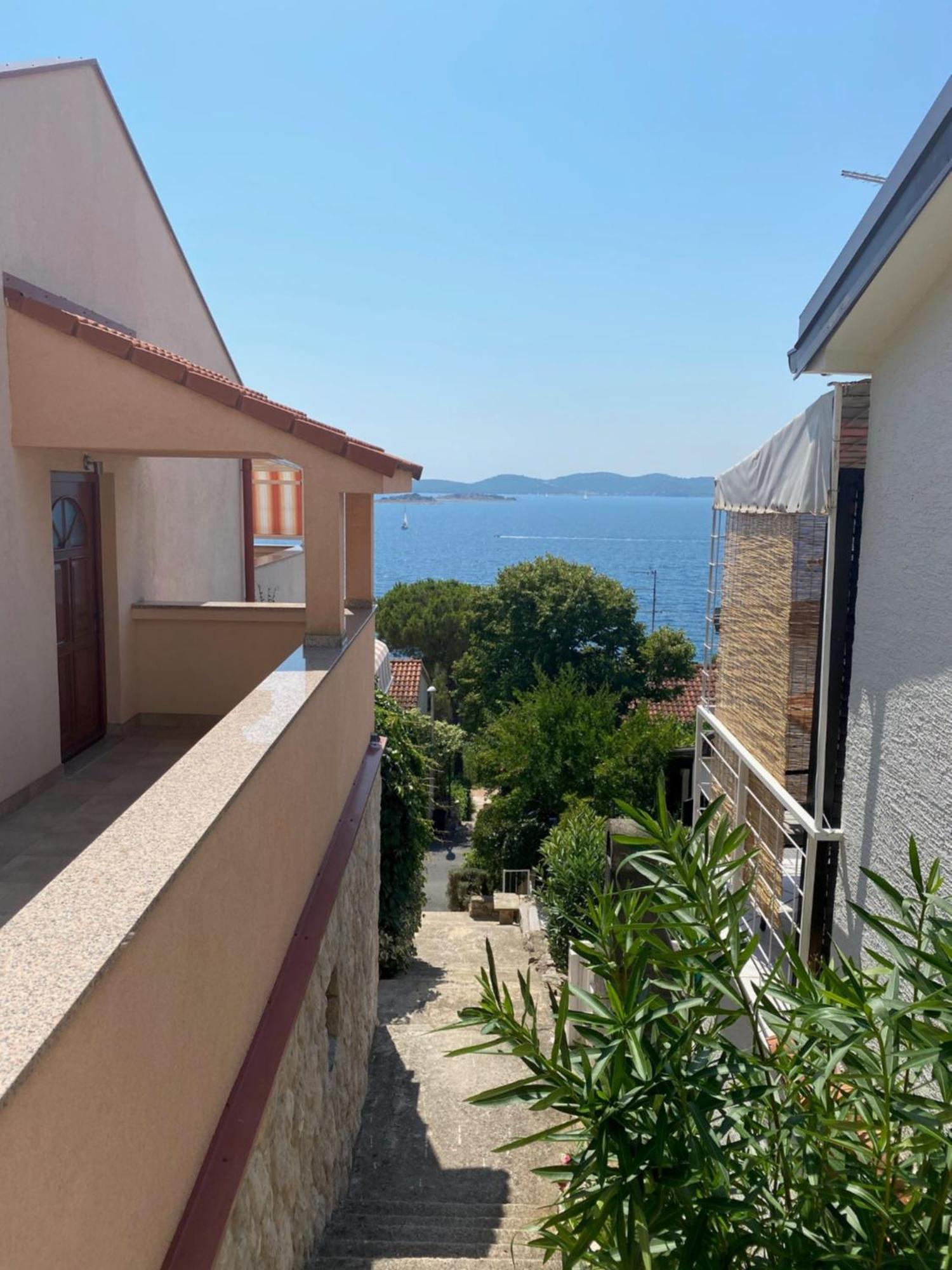 Apartment Mona 1, Fantastischer Meerblick Drage Exteriér fotografie